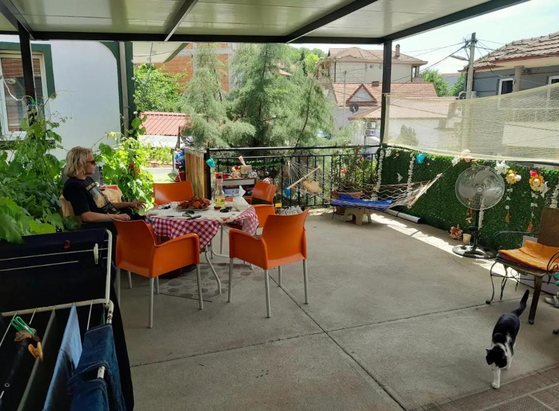Adem'S Cozy Terrace Retreat Bed & Breakfast Skopje Ngoại thất bức ảnh